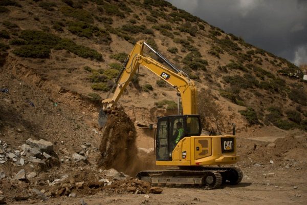 Caterpillar CAT 310-02
